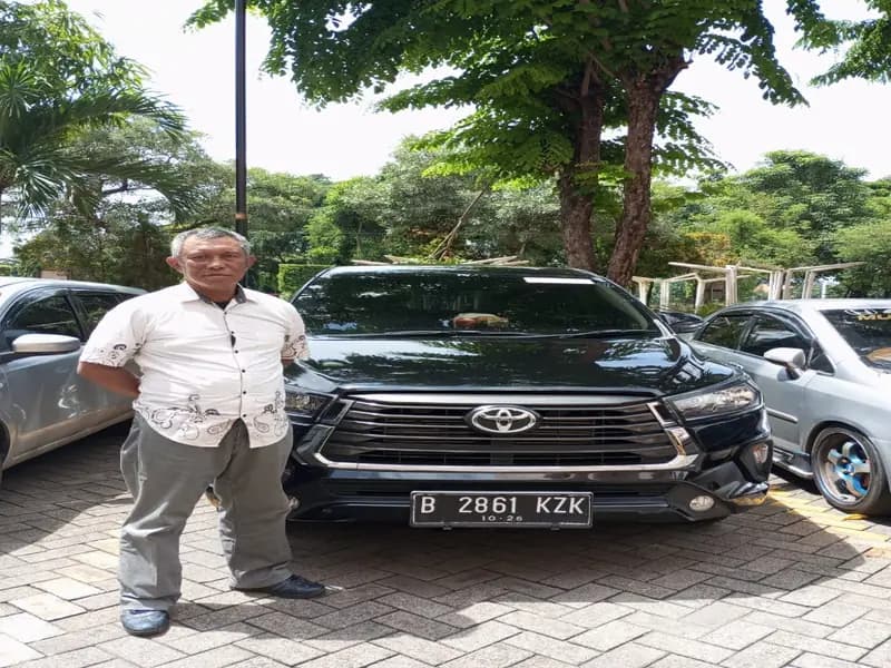 Pelayanan prima armada Innova Reborn bersama driver Aksara Transport